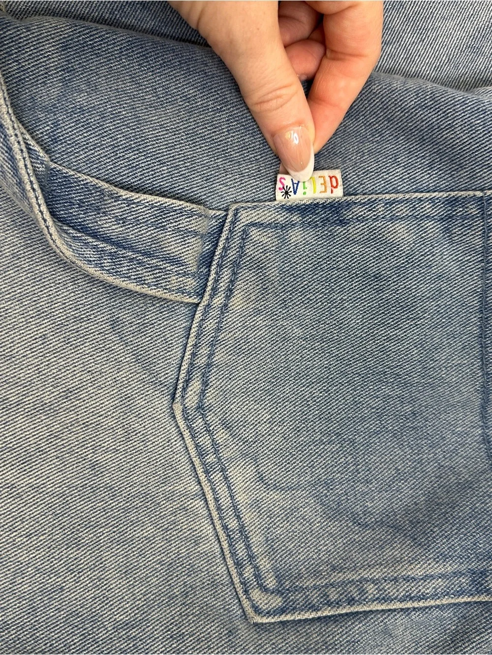 Delia*s Light Wash Jeans Small Relaxed Fit Y2K Denim - Picture 8 of 14